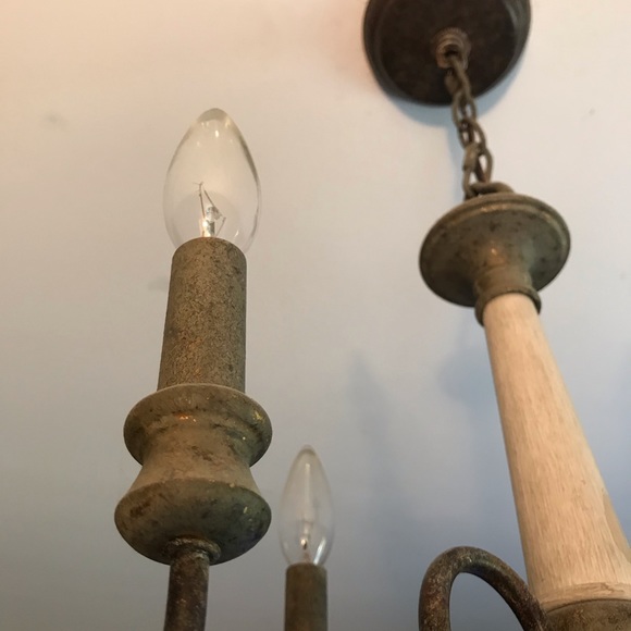 Small rustic chandelier lamp light - Picture 3 of 3